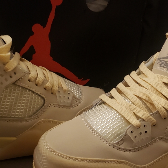Air Jordan 4 Sail Authentic - Picture 3 of 6